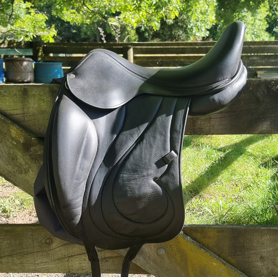Antares Cadence Dressage Saddle