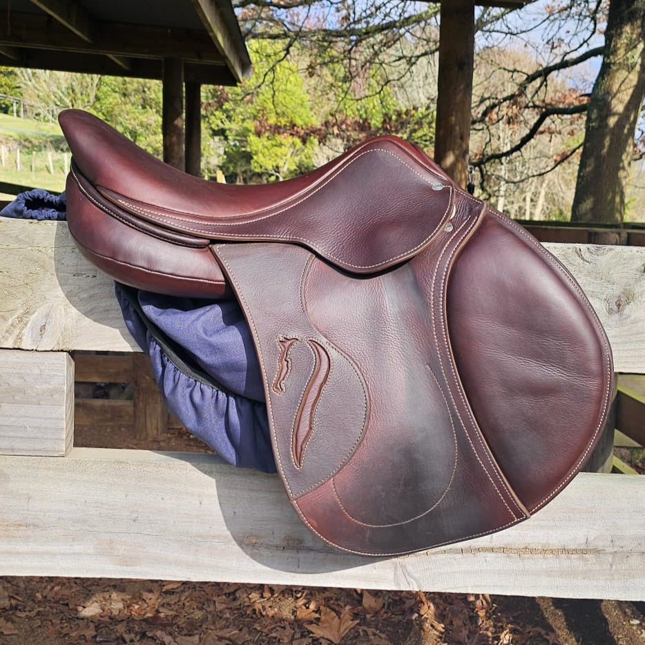 Antares Connexion Jumping Saddle